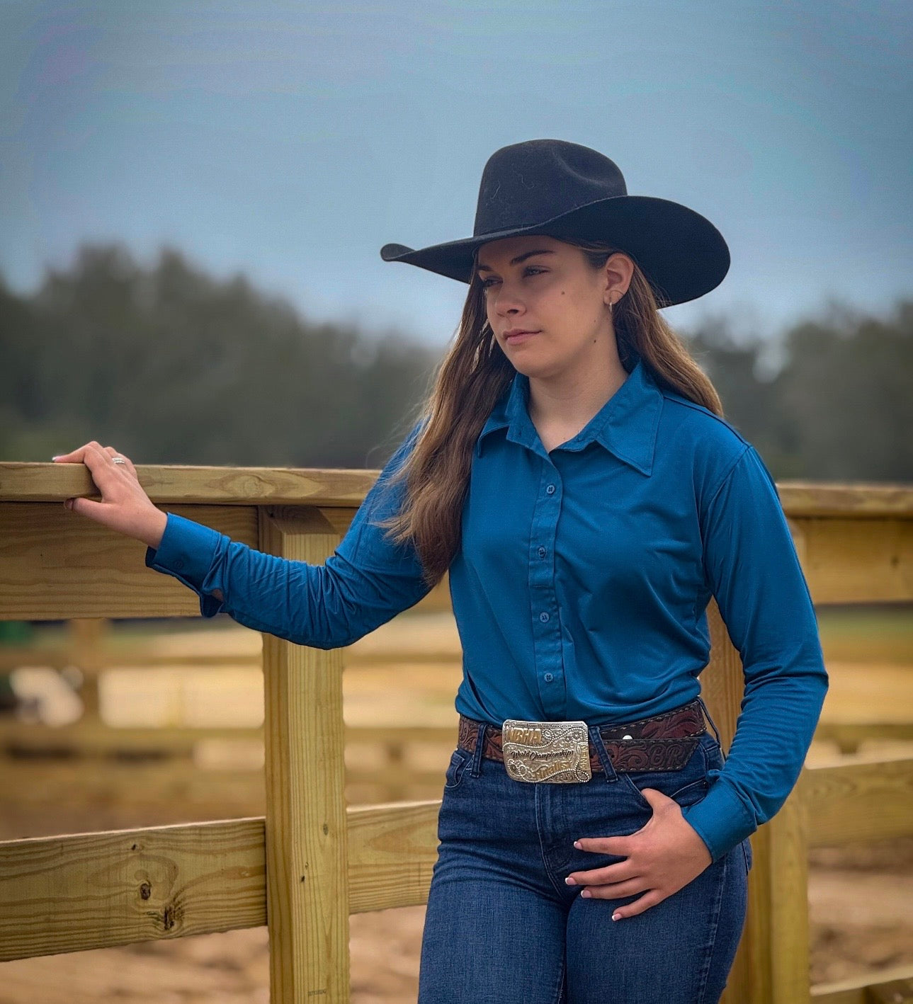 IF Branded Peacock breathable pullover