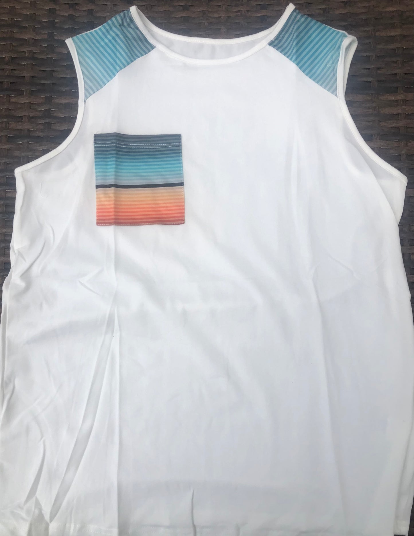Serape pocket tank