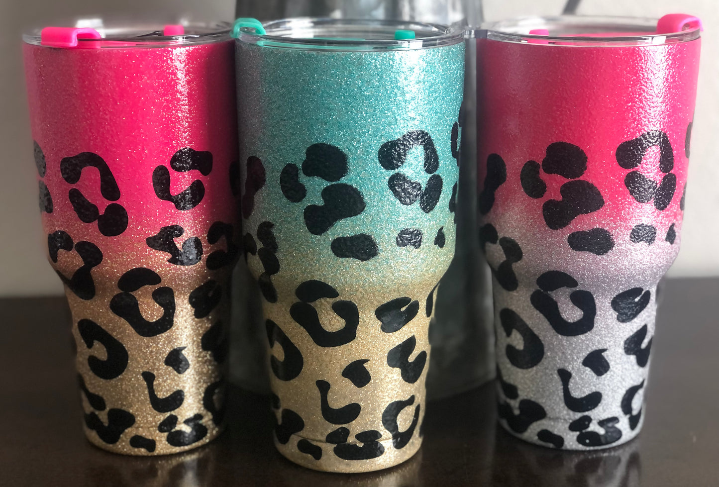 Large leopard/glitter tumblers