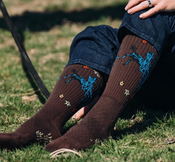Lucky Chuck brown fringe long live cowboy socks