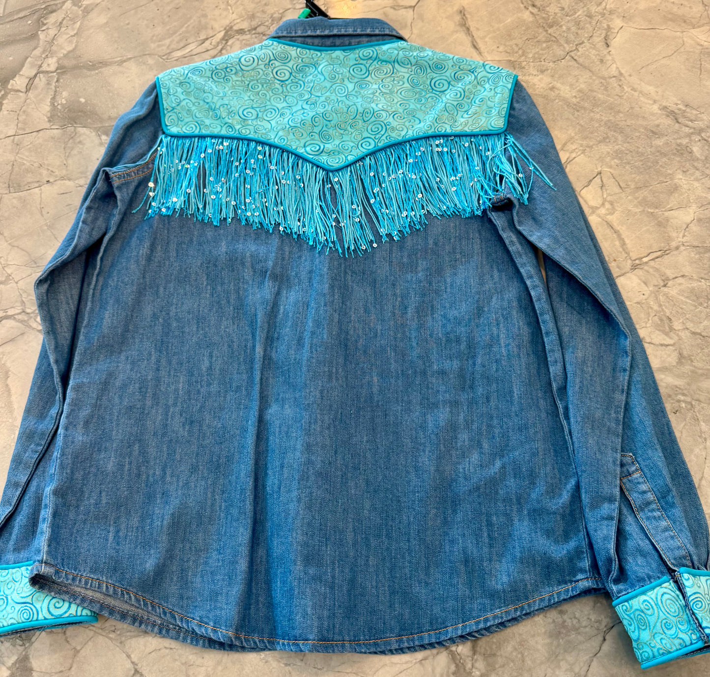 Dry gulley youth large turquoise swirl w fringe