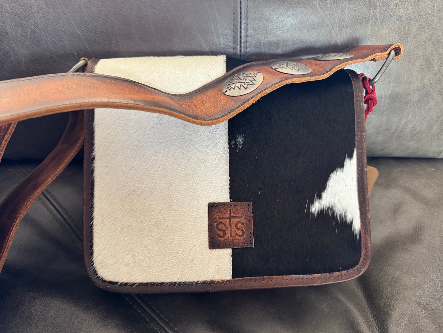 STS Vaquero cowhide Della crossbody