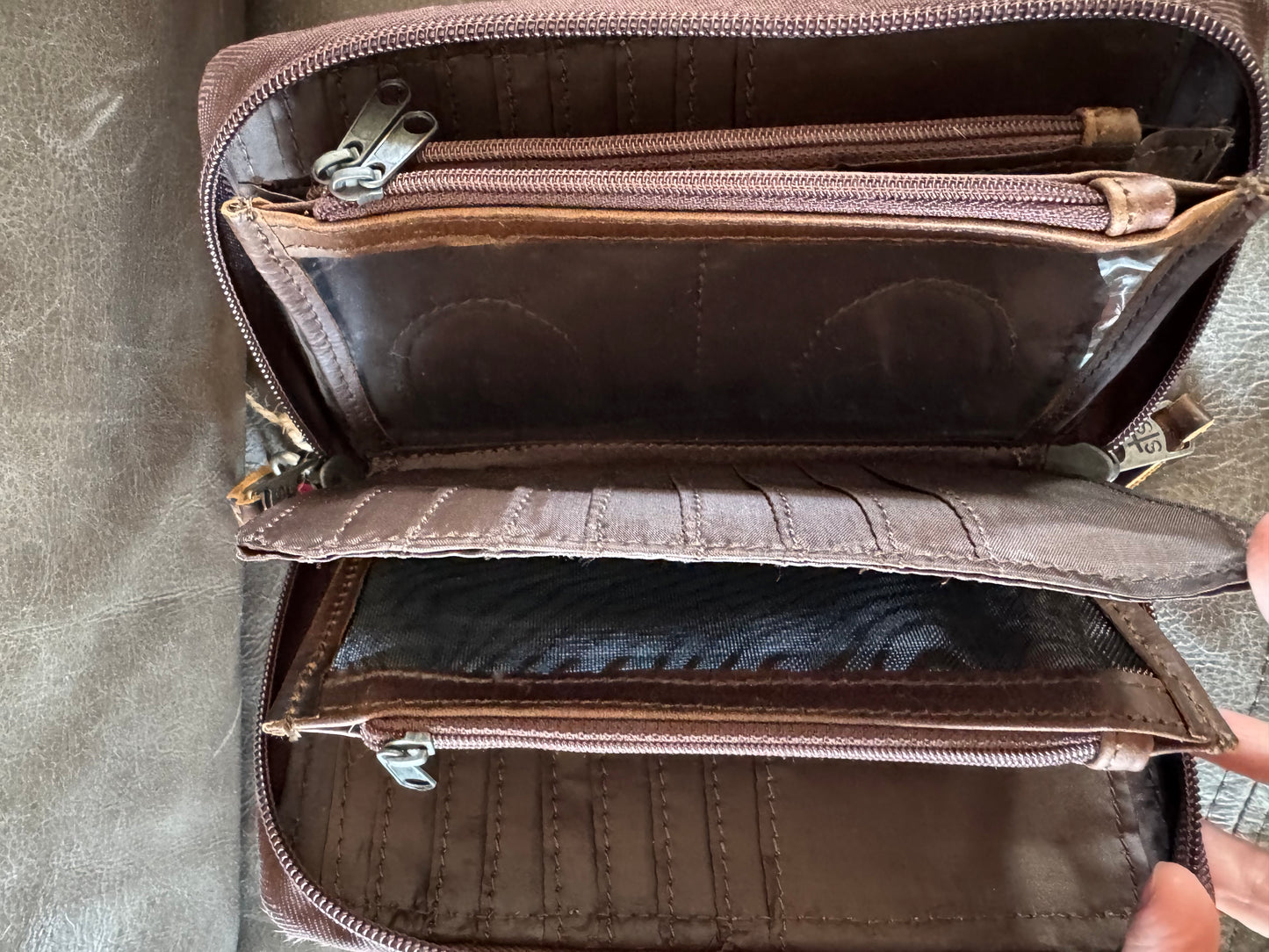 STS vaquero cowhide Kacy organizer