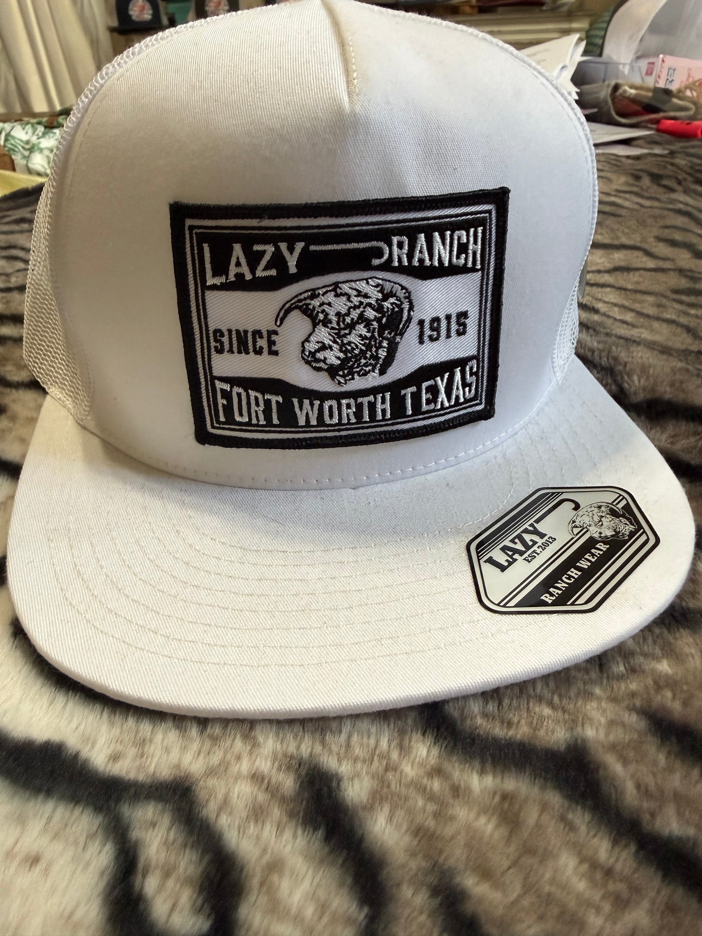 LAZY J RANCH SILVER GREY
& BLACK FORT WORTH
CLASSIC ROPE TRUCKER
HAT