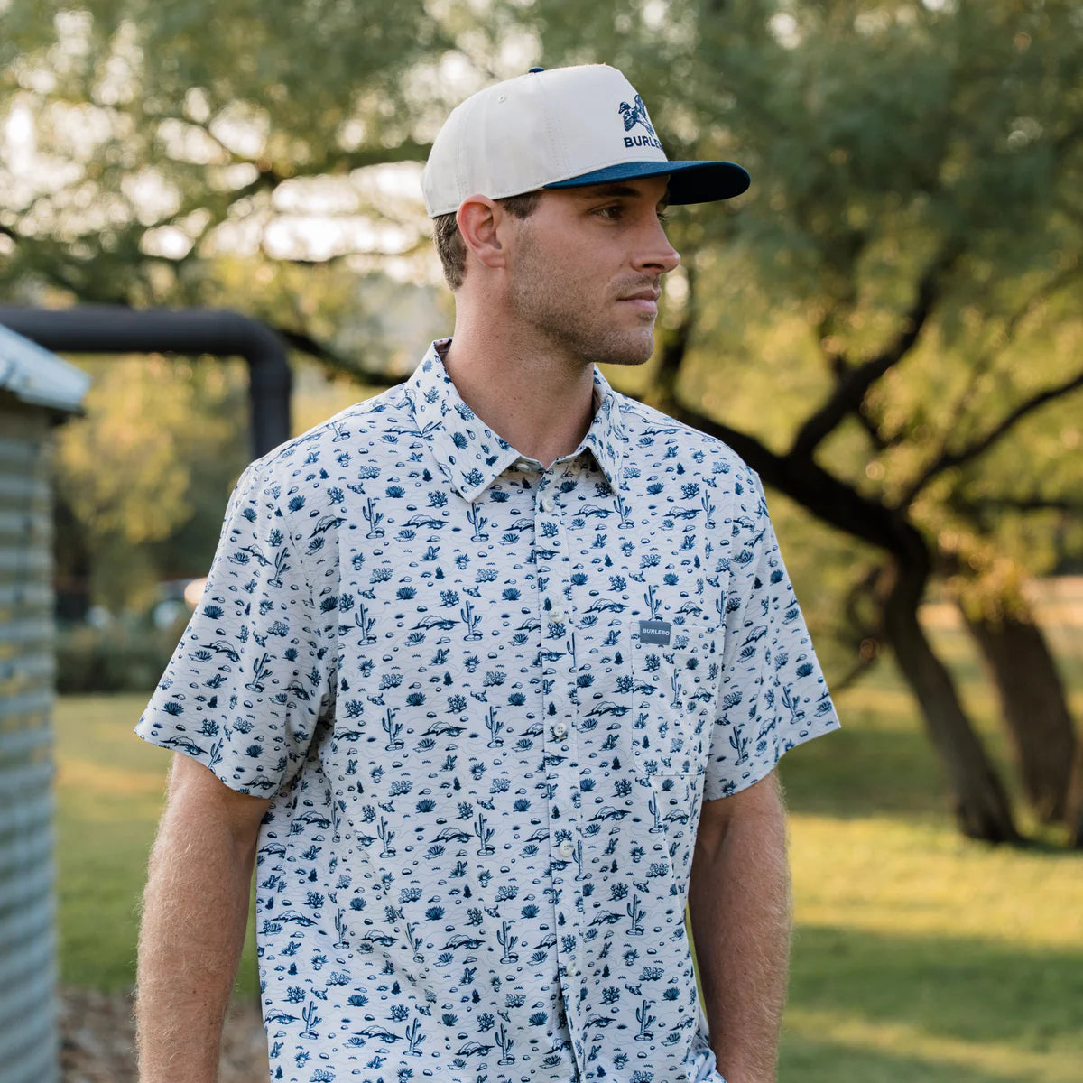 On The Water Performance
Button Up Burlebo FI