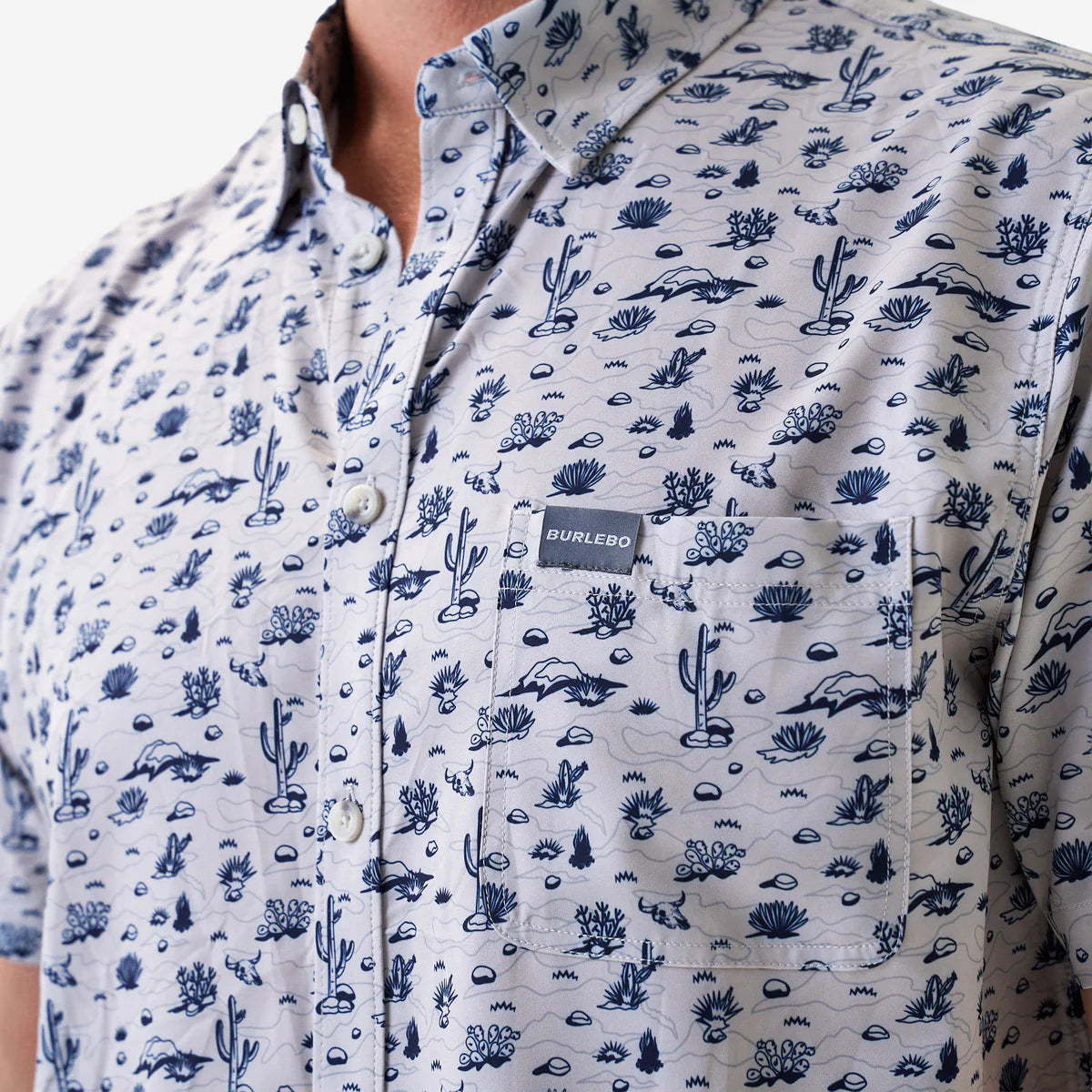 On The Water Performance
Button Up Burlebo FI