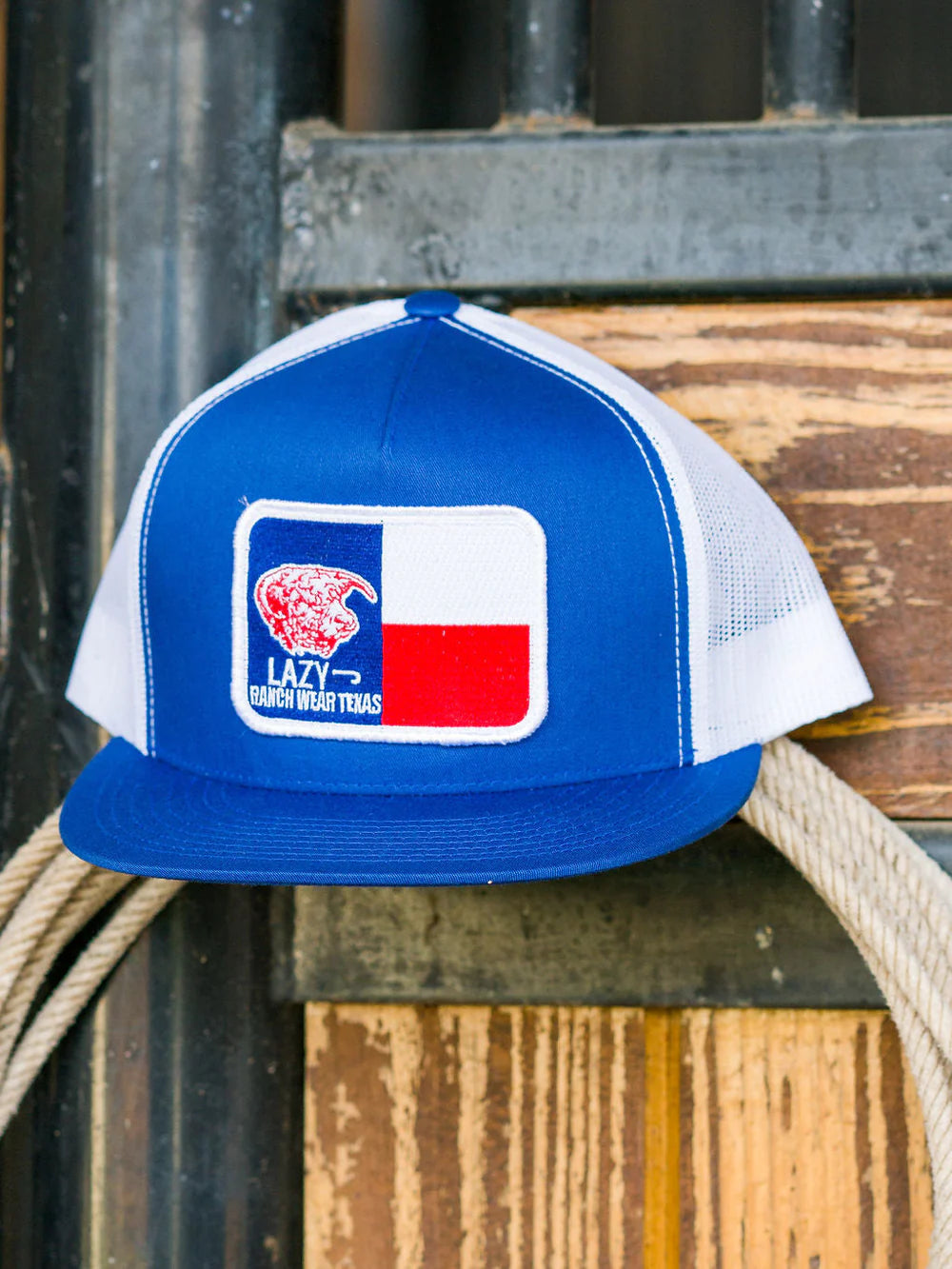 LAZY J RANCH BLUE & WHITE TEXAS ELEVATION
CLASSIC FIVE PANEL
TRUCKER HAT