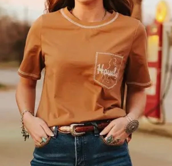 Howdy rust graphic pocket tee