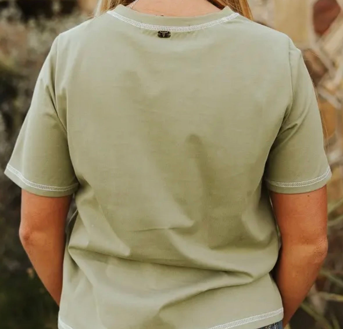 Boot stitch sage graphic pocket tee