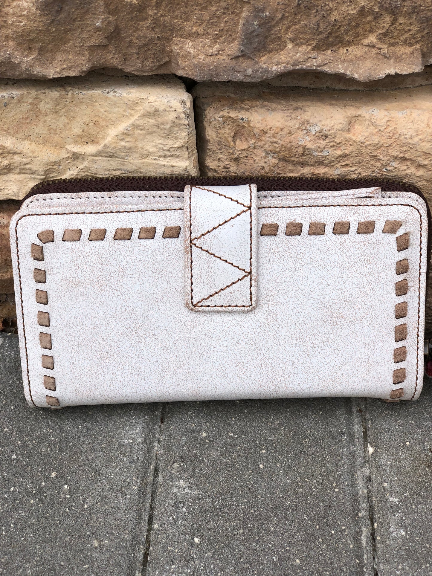STS Cremello Chelsea wallet