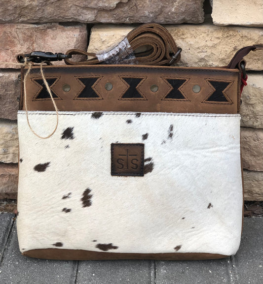 STS Roswell Cowhide Crossbody 1