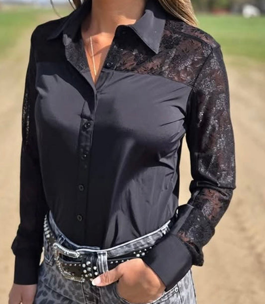 Cowgirl tuff black lace sleeved pullover