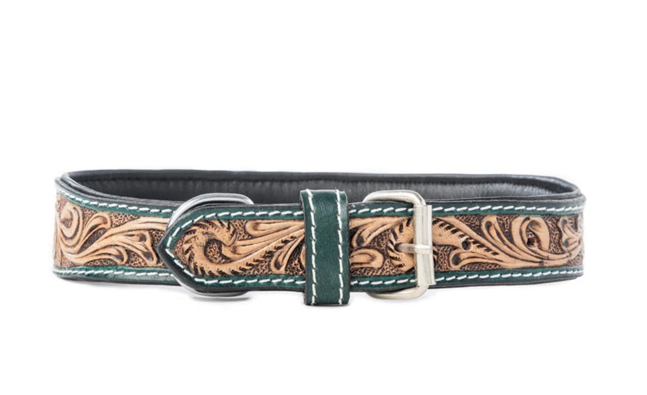 Turquoise blossom dog collar