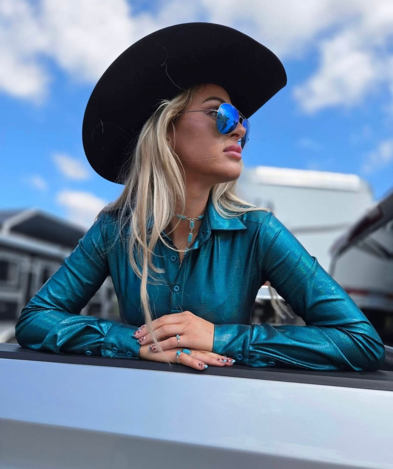 Cowgirl Tuff turquoise mist pullover