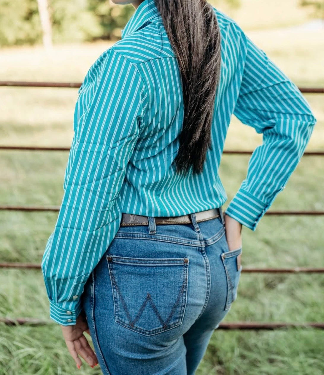 L&M Turquoise Ridge Pearl snap
