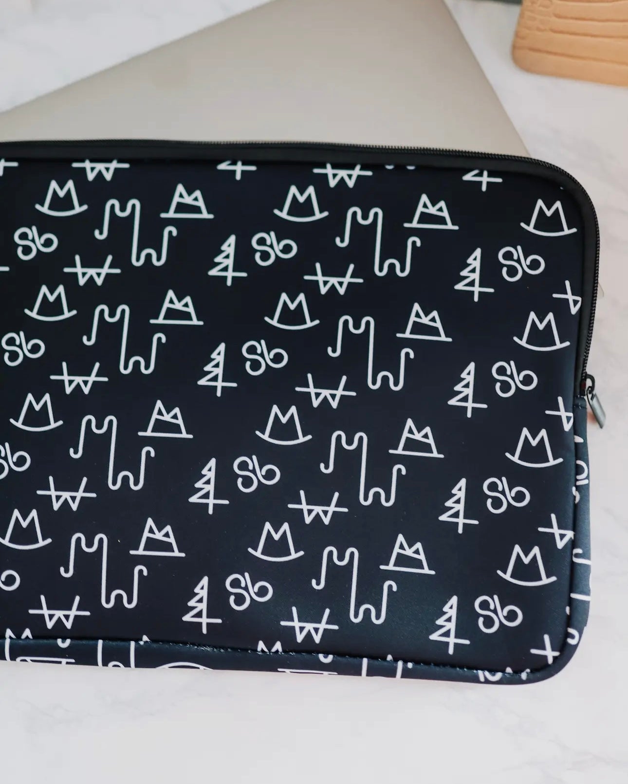 Brands laptop case