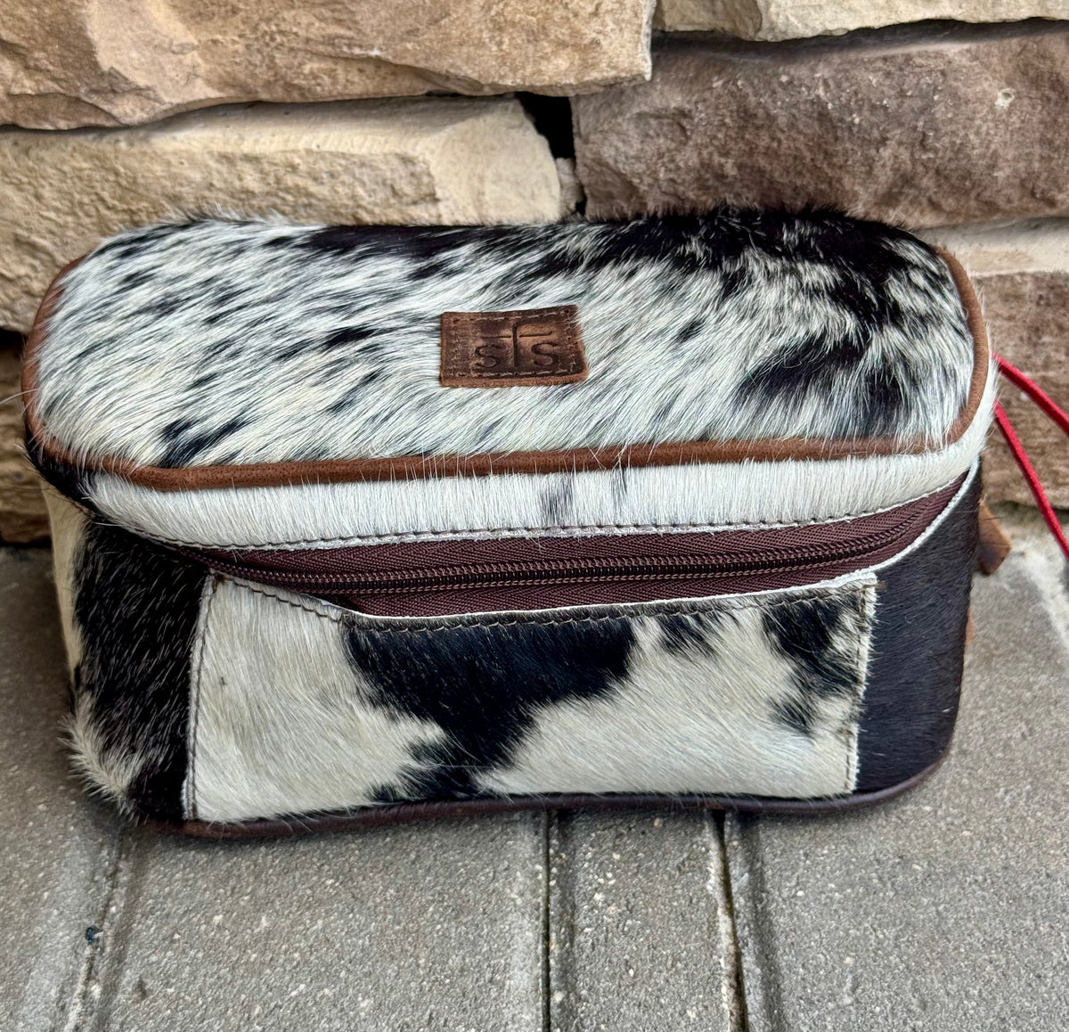 STS Cowhide jewelry organizer