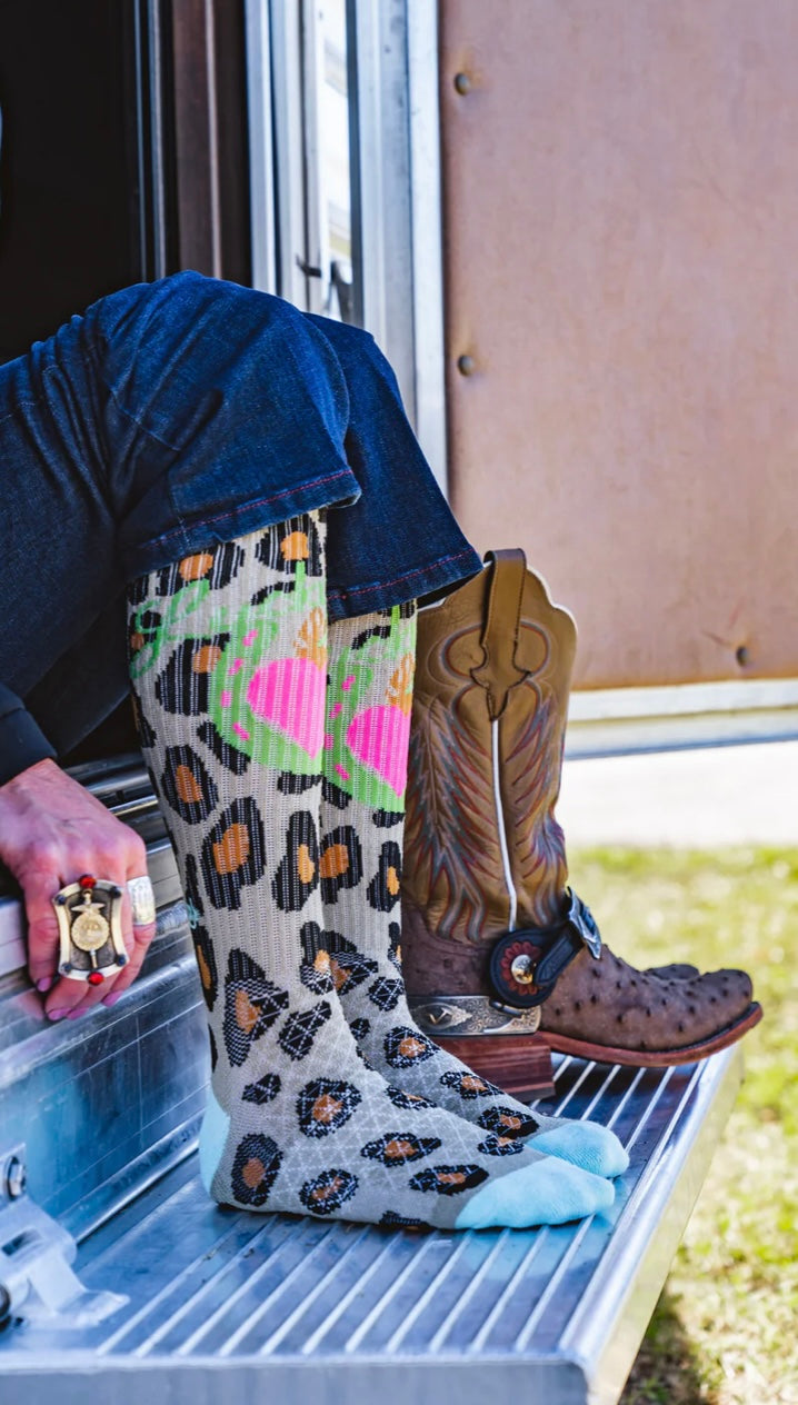 Lucky Chuck Leopard diva boot socks