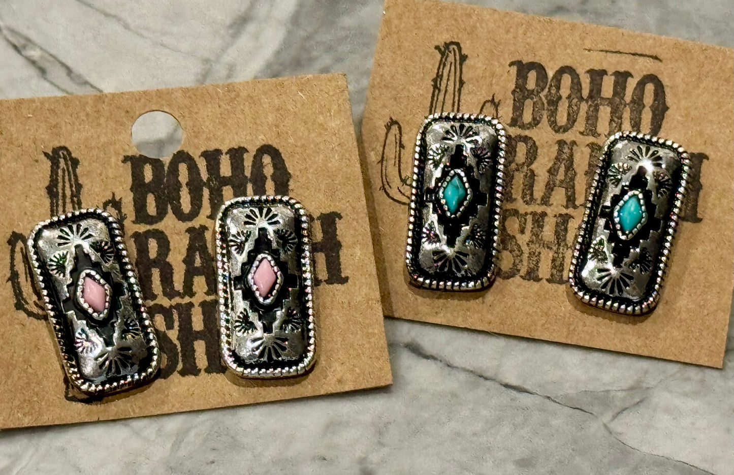 Bar stud earrings