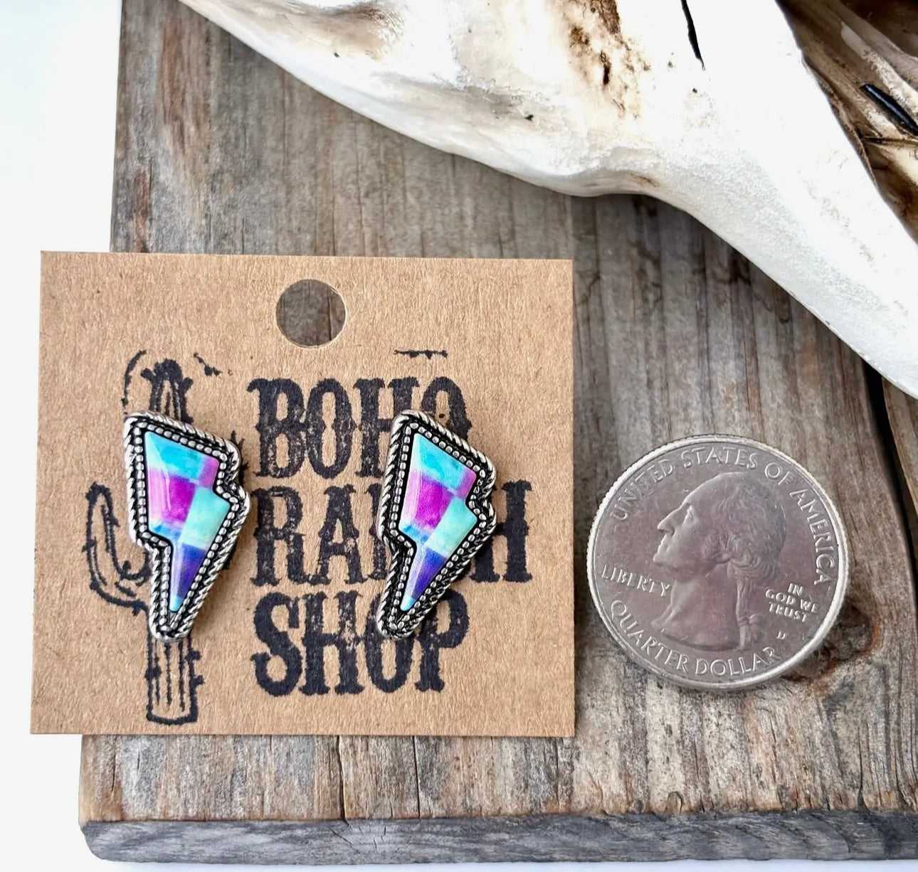 Multicolored lightning studs